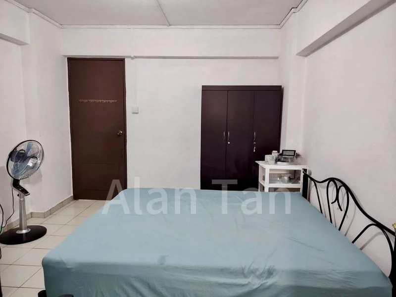 4 Room (4S) HDB for Sale in 218 Petir Road - Image 6