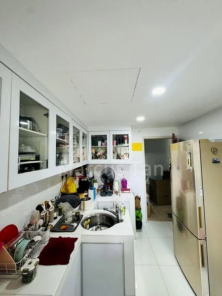 2 Bed Condo for Rent in  Estella Gardens - Image 7