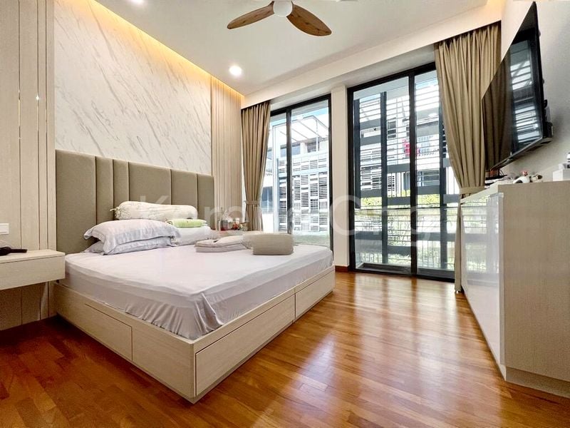 4 Bed Terraced House (Landed) for Sale in  Sunrise Gardens - Image 12