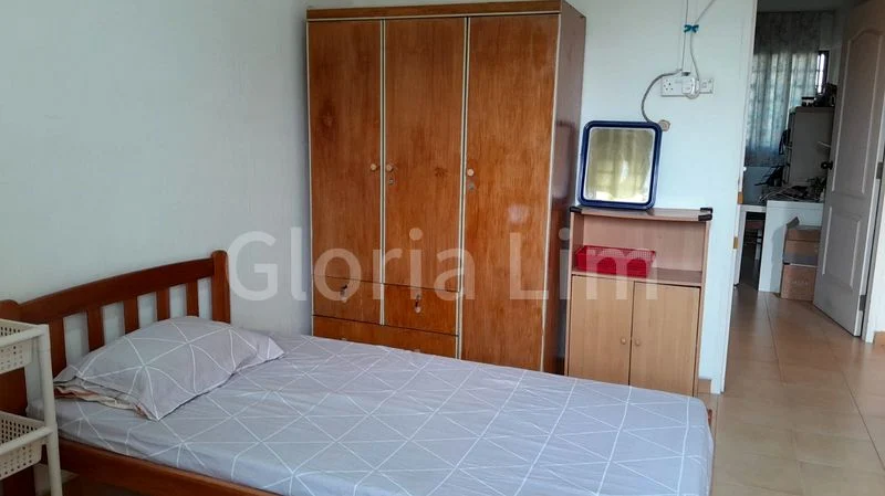 Common Room (HDB) for Rent in  227 Tampines Street 23 - Image 3