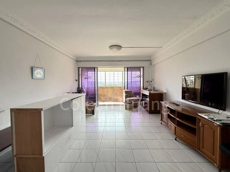 Executive HDB for Sale in 615 Hougang Avenue 8 - Image 2
