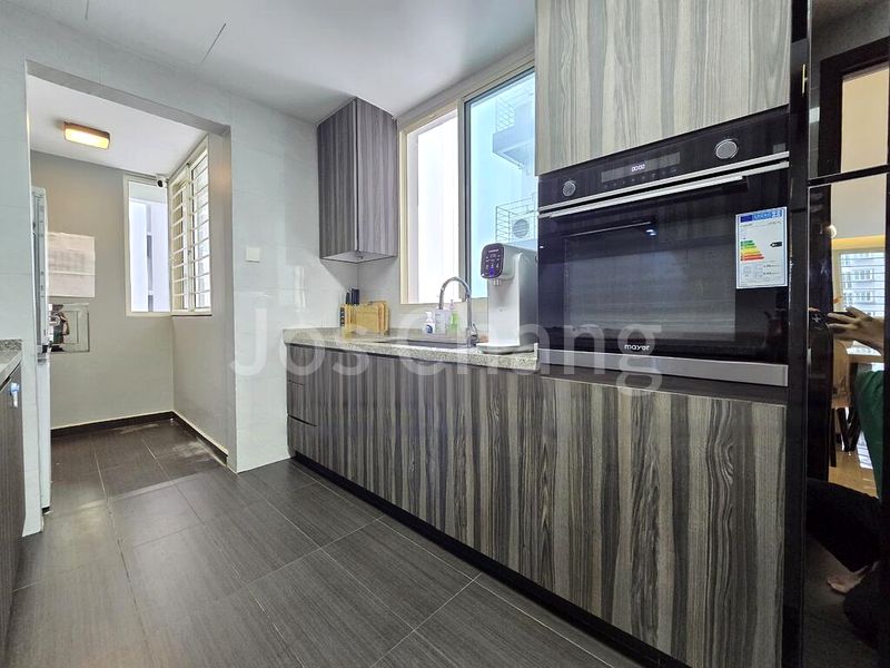 3 Bed Condo for Sale in  Rio Vista - Image 8