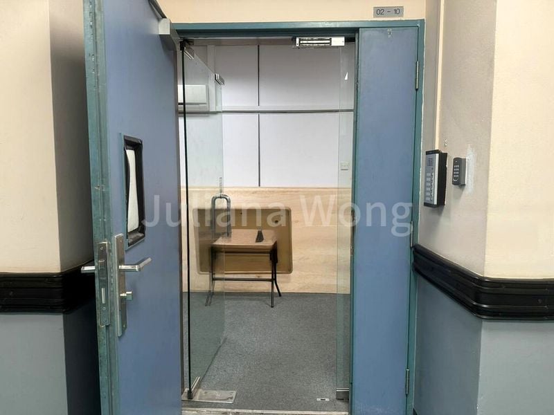 Light Industrial (B1) for Sale: 21 Woodlands Industrial Park E1 - Image 6