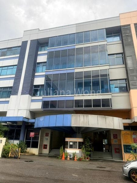 Light Industrial (B1) for Sale: 21 Woodlands Industrial Park E1 - Image 3