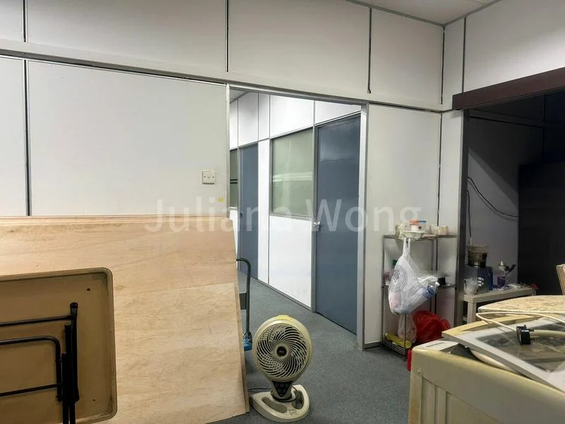 Light Industrial (B1) for Sale: 21 Woodlands Industrial Park E1 - Image 5