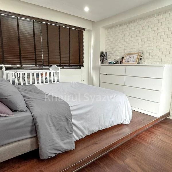 4 Room (4A) HDB for Sale in  180C Boon Lay Drive - Image 3