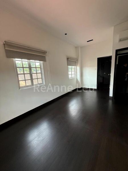 4 Bed Bungalow (Landed) for Rent in  University Park - Image 13