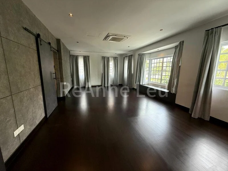 4 Bed Bungalow (Landed) for Rent in  University Park - Image 11