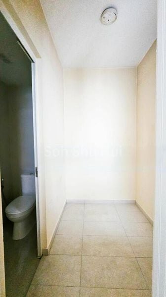 3 Bed Condo for Rent in  Riverfront Residences - Image 17
