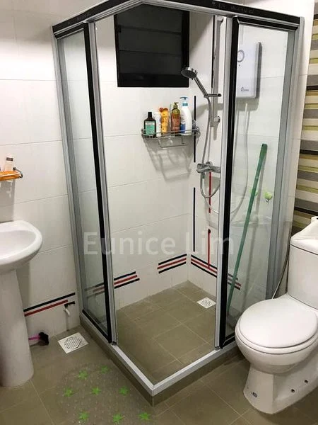 4 Room (4A) HDB for Rent in  470B Fernvale Link - Image 2