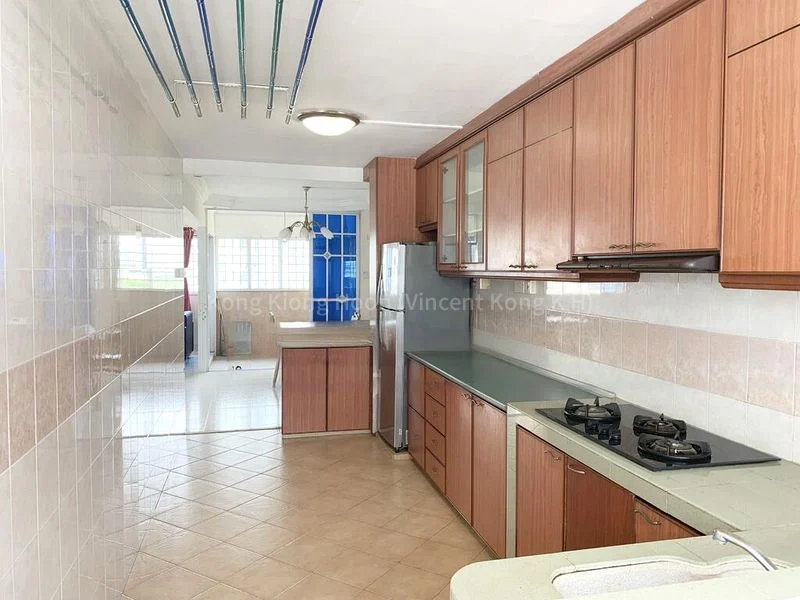 5 Room (5I) HDB for Rent in  531 Bukit Batok Street 51 - Image 13