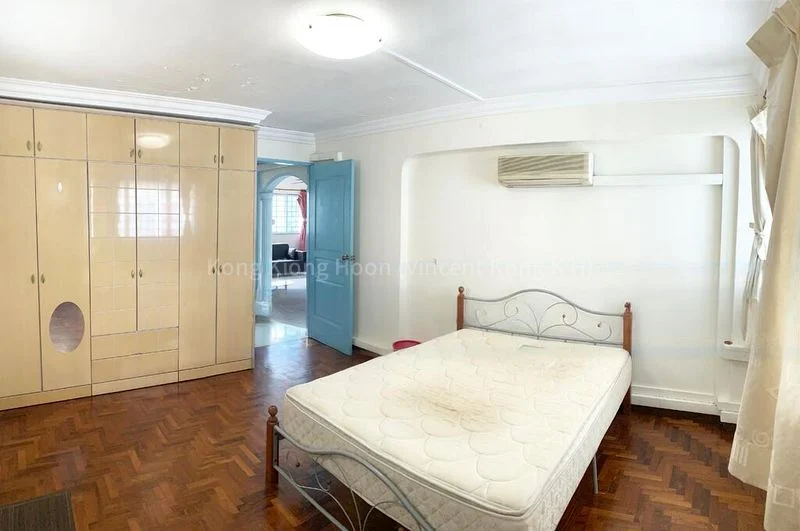 5 Room (5I) HDB for Rent in  531 Bukit Batok Street 51 - Image 4