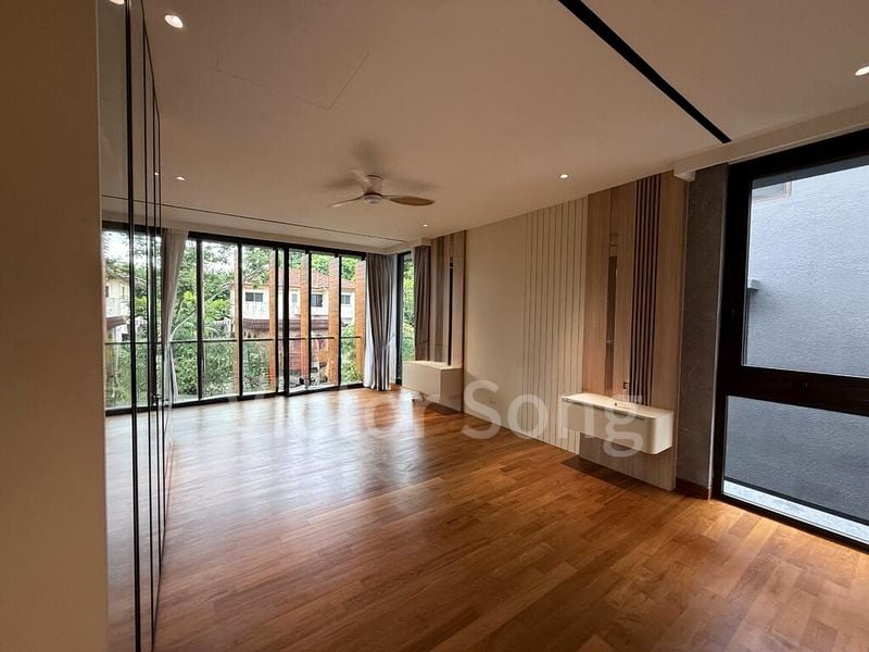 5 Bed Bungalow (Landed) for Rent in  Jalan Siantan - Image 6