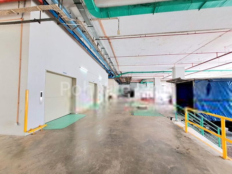 Light Industrial (B1) for Rent: Techpoint, 1,200 Sq Ft Industrial Unit on Bilton Road - Image 9