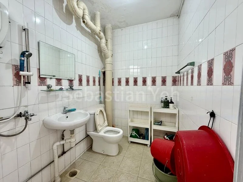 Common Room (HDB) for Rent in  237 Choa Chu Kang Central - Image 4