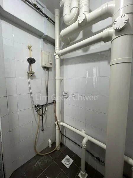 Common Room (HDB) for Rent in  142 Lorong Ah Soo - Image 5