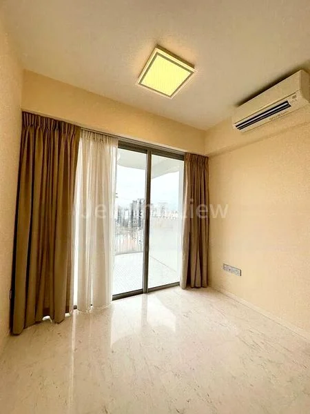 3 Bed Condo for Rent in  Queens Peak - Image 4