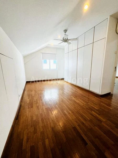 5 Bed Semi-Detached House (Landed) for Sale in  Serangoon Garden Estate - Image 7