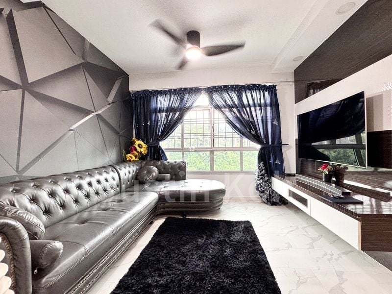 4 Room (4A) HDB for Sale in  512A Yishun Street 51 - Image 2