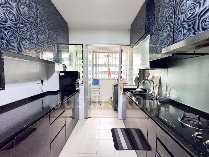 4 Room (4A) HDB for Sale in  512A Yishun Street 51 - Image 5