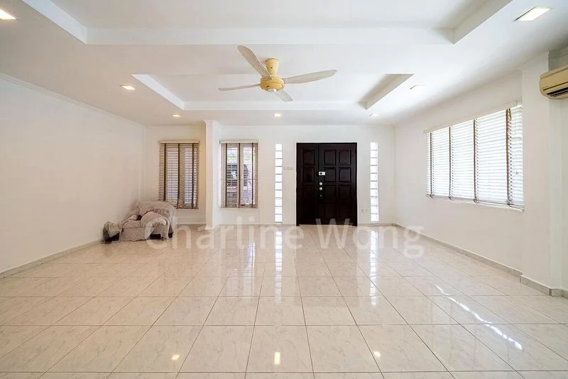 3 Bed Corner Terrace (Landed) for Rent in  Sixth Avenue - Image 2