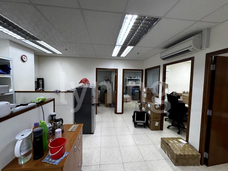 Light Industrial (B1) for Rent: Ubi Centre - Image 2