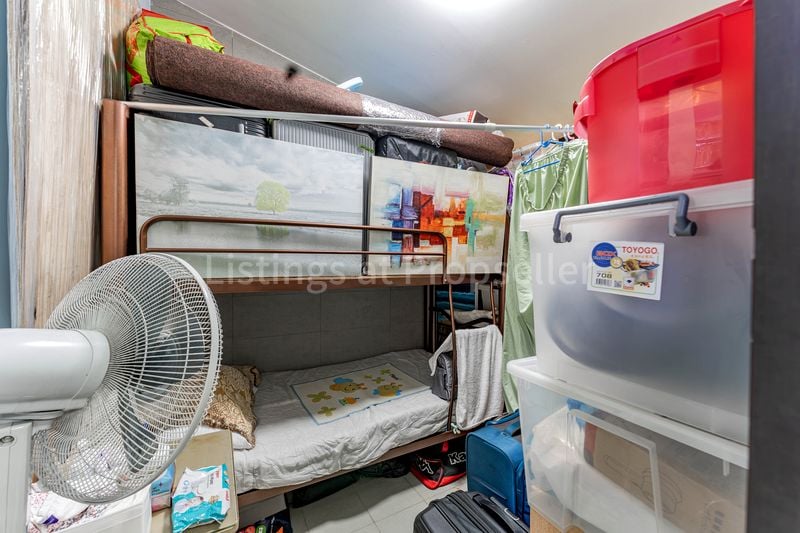 4 Bed Terraced House (Landed) for Sale in West Coast Road - Image 16