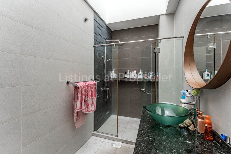 4 Bed Terraced House (Landed) for Sale in West Coast Road - Image 14