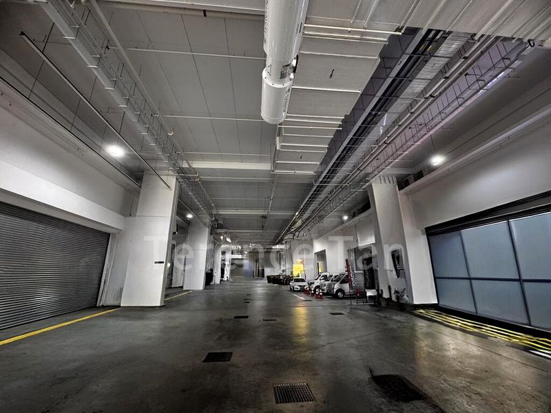 REVV: Factory / Workshop (B2) for Sale: 1,500 Sq Ft Industrial Unit, on Mill Lane, with Office & Shop - Image 3