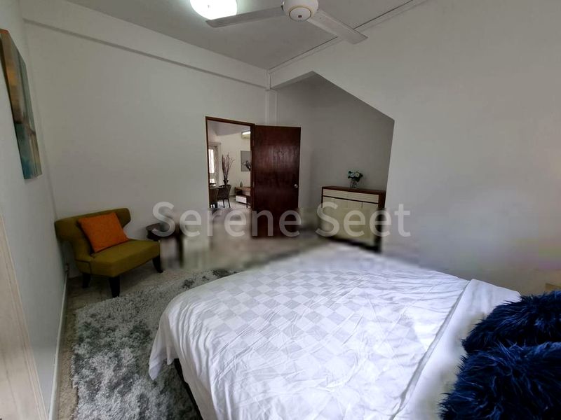 5 Bed Bungalow (Landed) for Sale in Clementi Park - Image 5