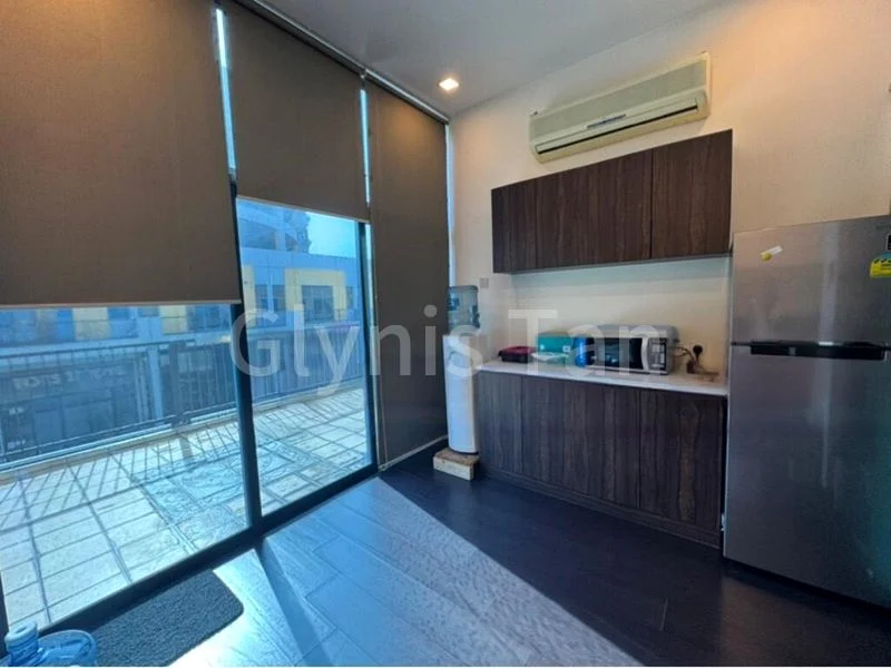 Light Industrial (B1) for Rent: Tradehub 21 - Image 5