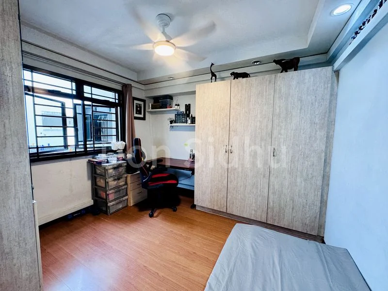 5 Room (5I) HDB for Sale in  484 Admiralty Link - Image 13
