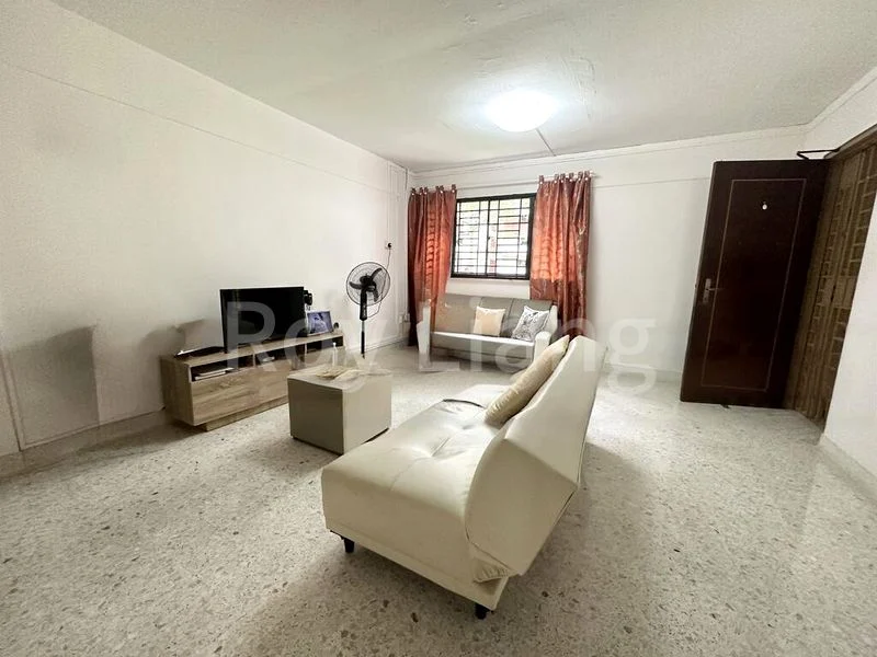 Master Room (HDB) for Rent in  413 Ang Mo Kio Avenue 10 - Image 2