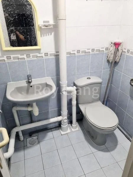 Master Room (HDB) for Rent in  413 Ang Mo Kio Avenue 10 - Image 5