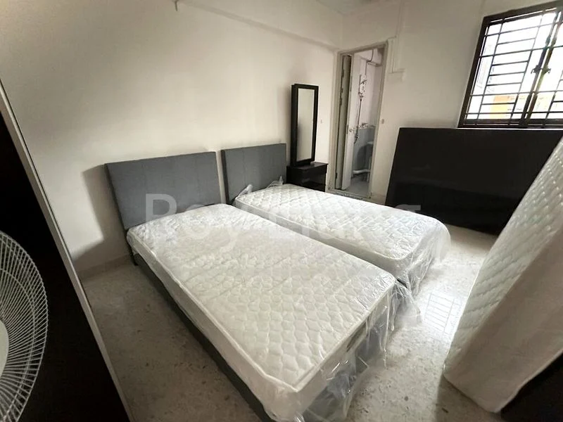 Master Room (HDB) for Rent in  413 Ang Mo Kio Avenue 10 - Image 1