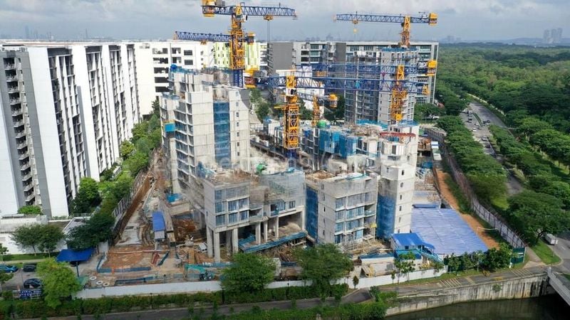 3 Bed Executive Condo for Sale in North Gaia - Image 1