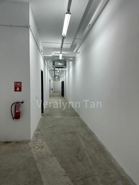 Factory / Workshop (B2) for Rent: Tai Seng Street - Image 2