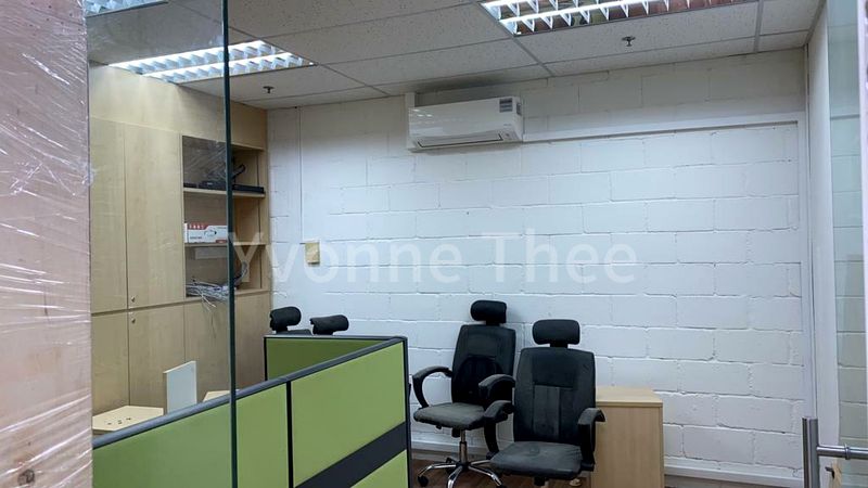 Light Industrial (B1) for Sale: Lam Soon Industrial Building - Image 5