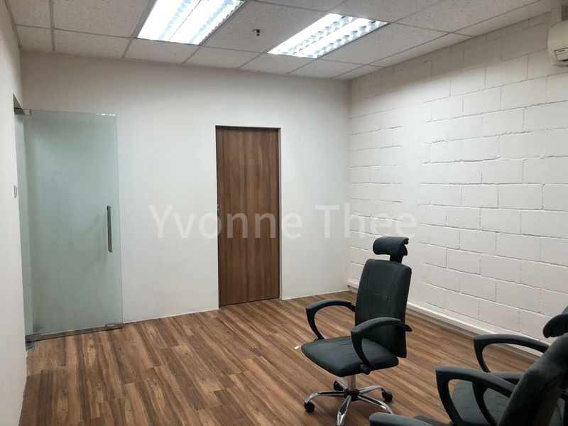 Light Industrial (B1) for Sale: Lam Soon Industrial Building - Image 6