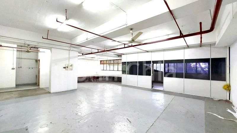 Light Industrial (B1) for Rent: Yi Xiu Factory Building - Image 6