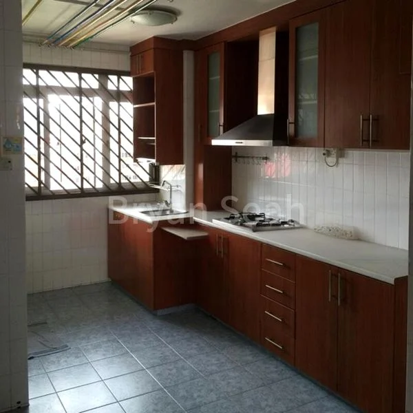 4 Room (4A) HDB for Rent in  14 Toh Yi Drive - Image 6