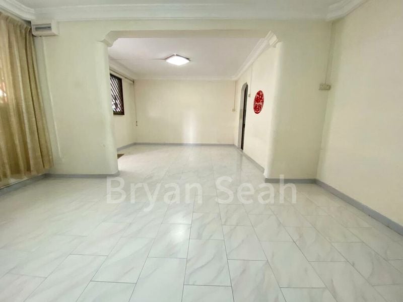 4 Room (4A) HDB for Rent in  14 Toh Yi Drive - Image 5