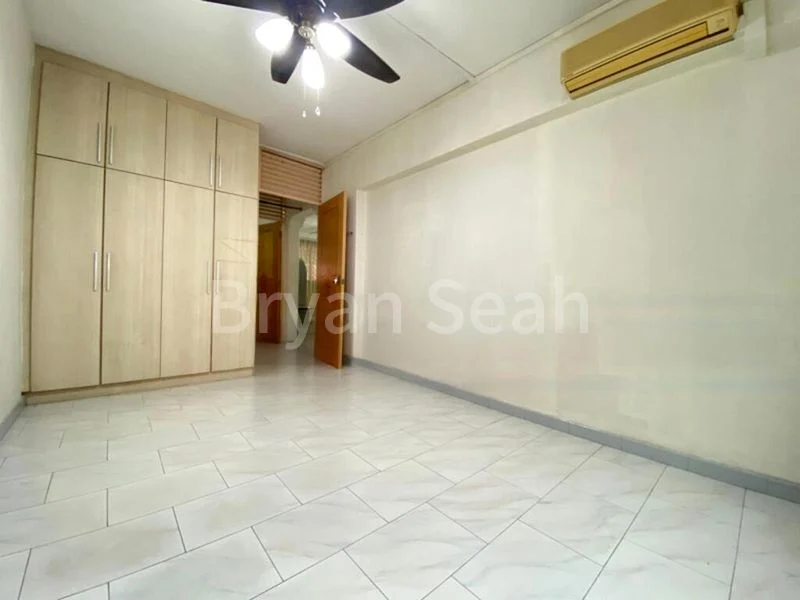 4 Room (4A) HDB for Rent in  14 Toh Yi Drive - Image 8