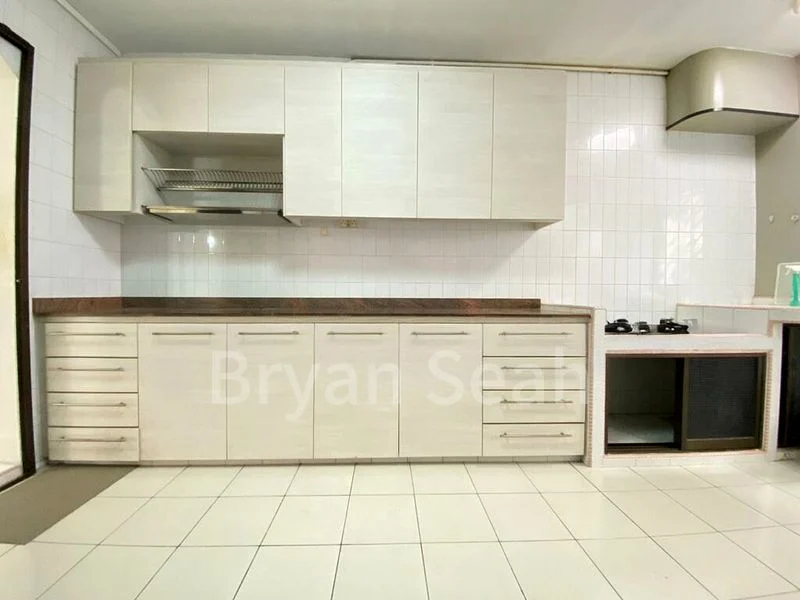 4 Room (4A) HDB for Rent in  14 Toh Yi Drive - Image 1