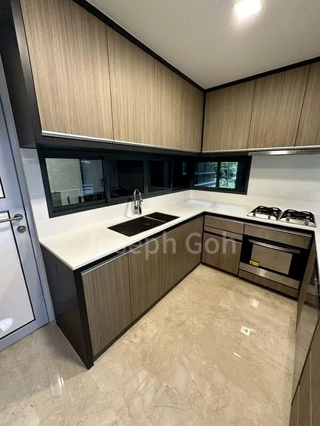 3 Bed Condo for Rent in  The Trizon - Image 5