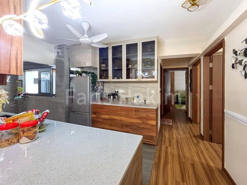 Common Room (HDB) for Rent in  663B Tampines Street 64 - Image 3