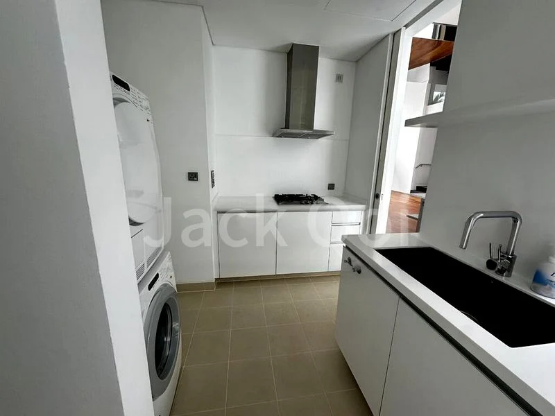 4 Bed Apartment (Condo) for Rent in The Oliv - Image 4