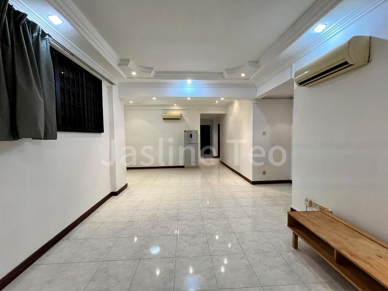 3 Bed Apartment (Condo) for Rent in  Guilin Mansions - Image 16