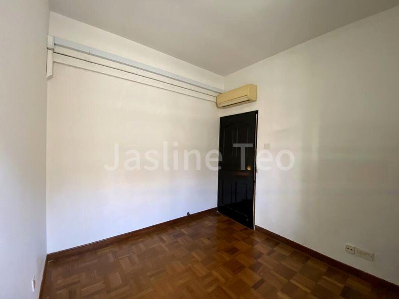 3 Bed Apartment (Condo) for Rent in  Guilin Mansions - Image 6
