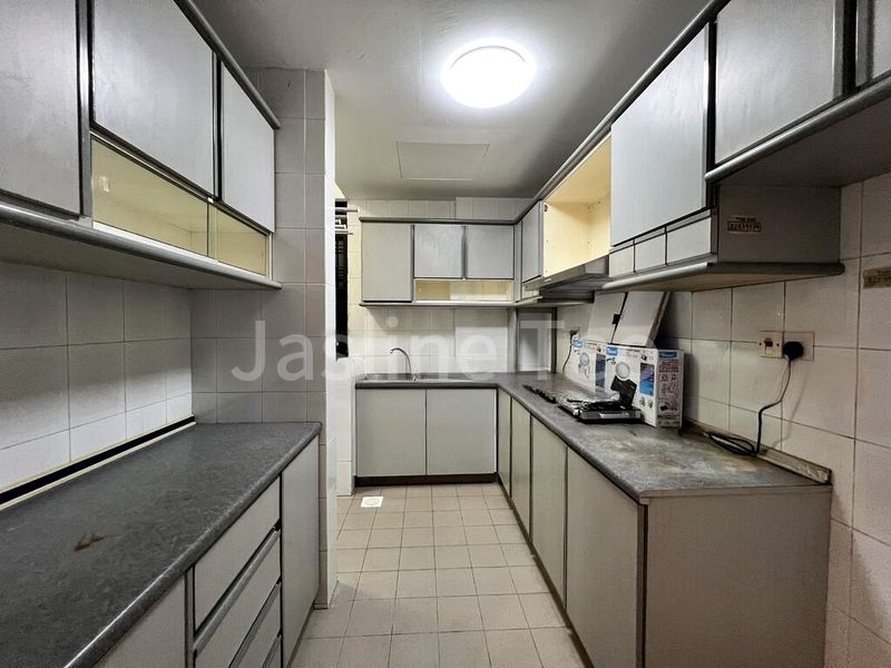 3 Bed Apartment (Condo) for Rent in  Guilin Mansions - Image 14